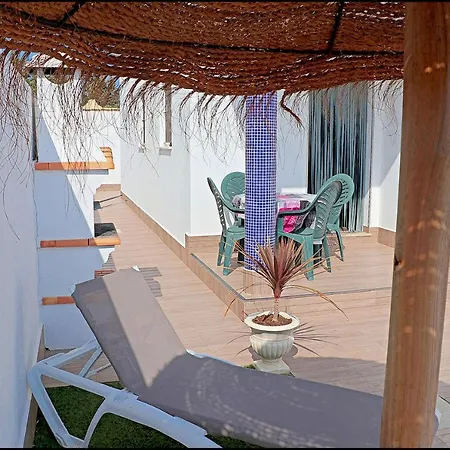 Muelle Pesquero 66 Holiday home *